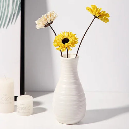 Minimalist Nordic Plastic Vase – Perfect for Modern Home Décor