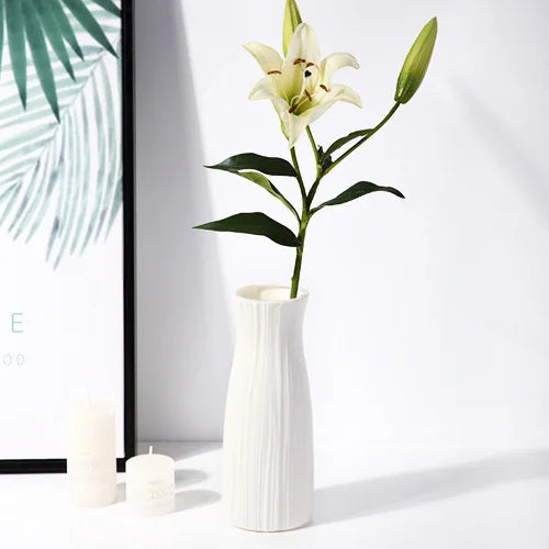 Minimalist Nordic Plastic Vase – Perfect for Modern Home Décor